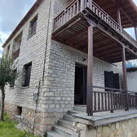Parnassos Elegant Stone Mansion Βίλα *
