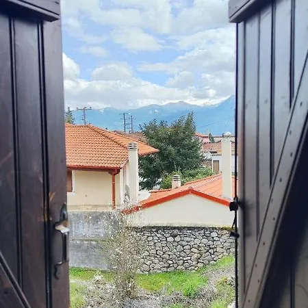 Parnassos Elegant Stone Mansion Βίλα